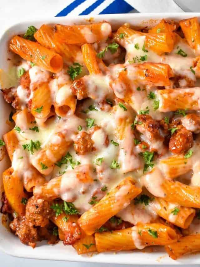 Baked Rigatoni and Sausage Cook2eatwell